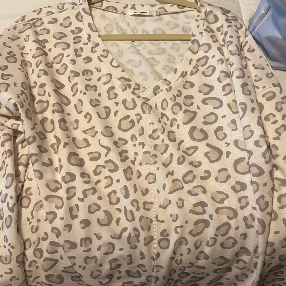Ladies tops